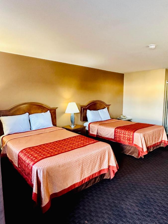 ויסטה Franciscan Inn Motel מראה חיצוני תמונה