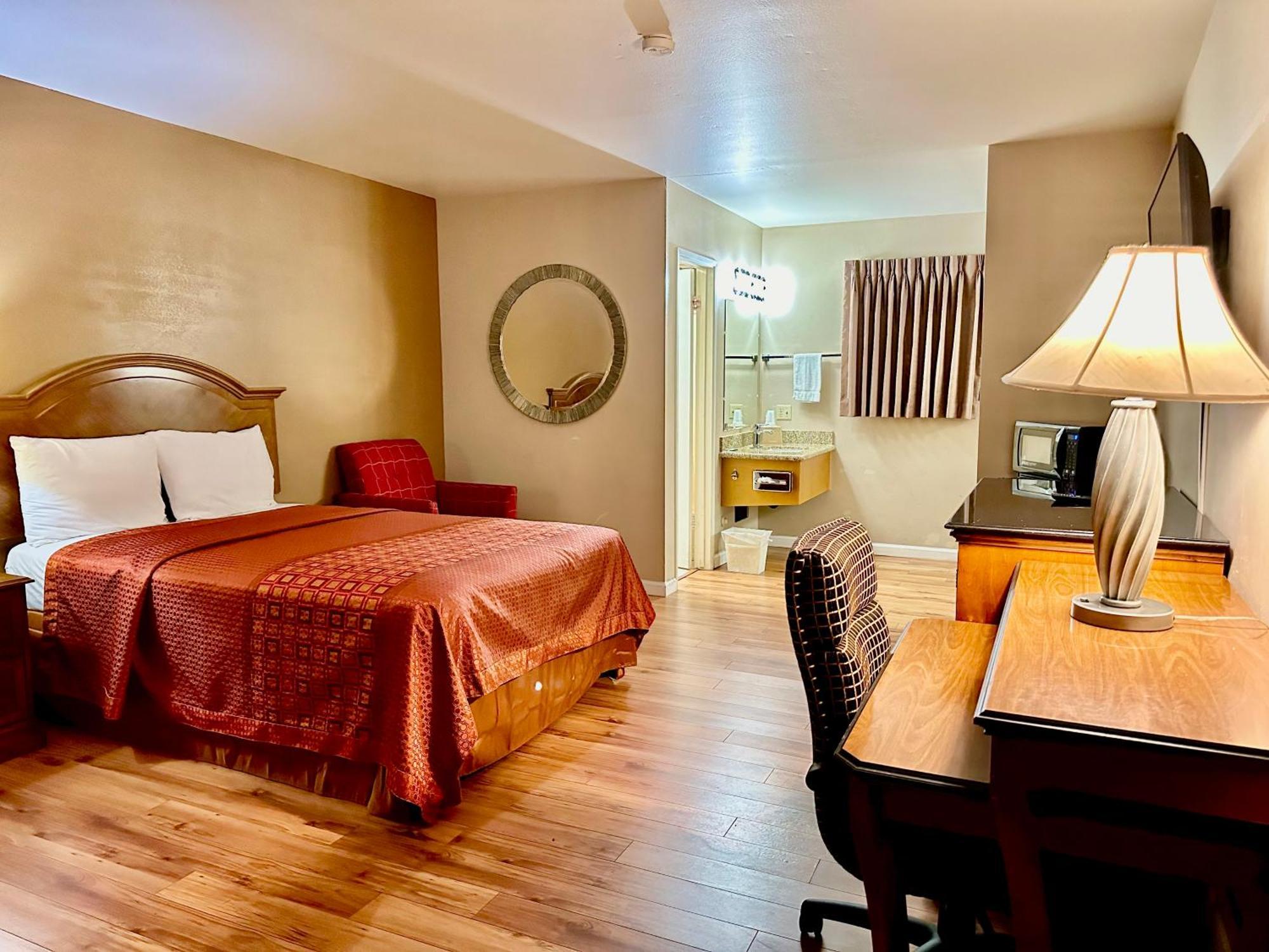 ויסטה Franciscan Inn Motel מראה חיצוני תמונה